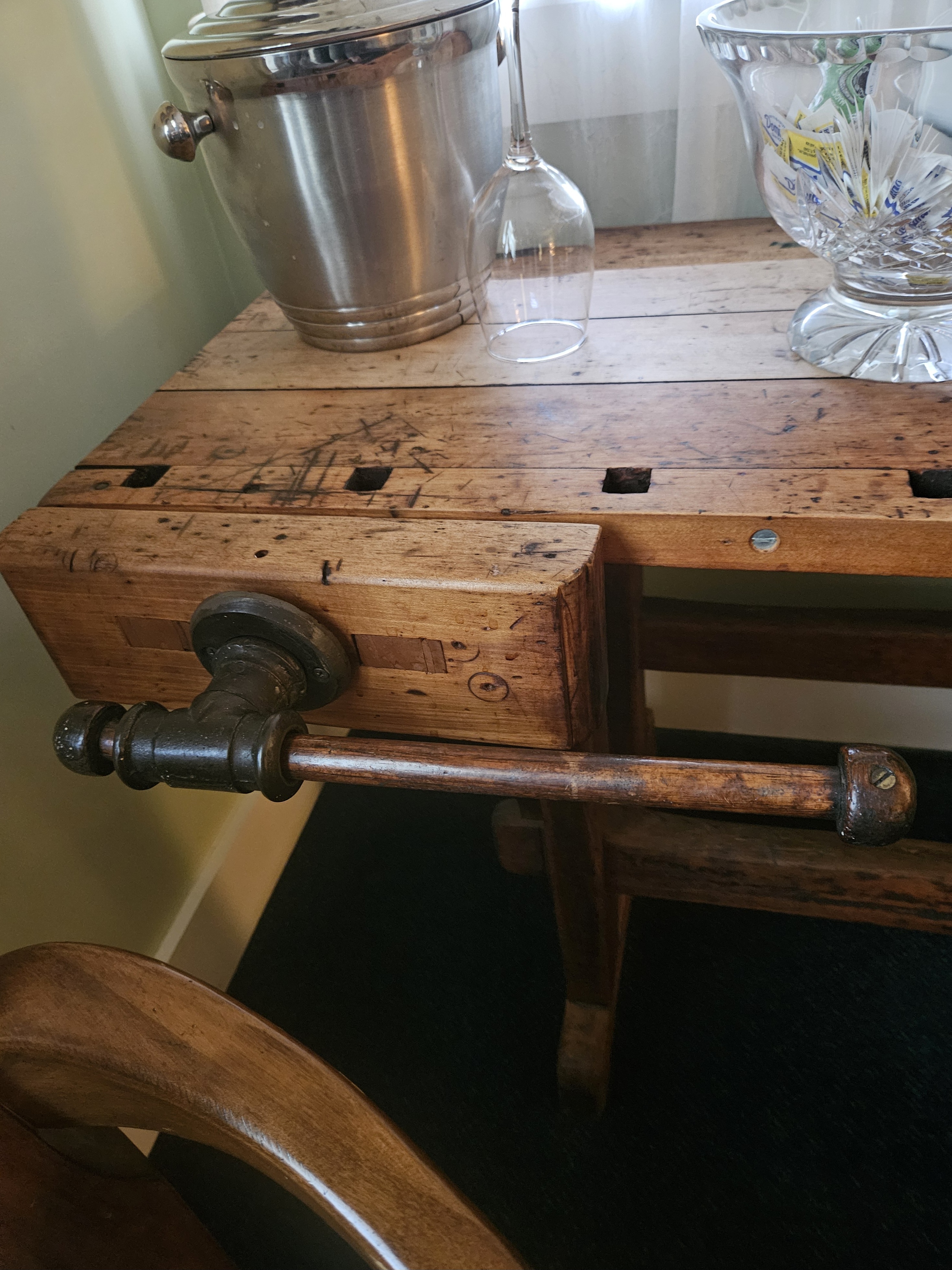 Critiquing Inns on a Budget – Designing Mimi